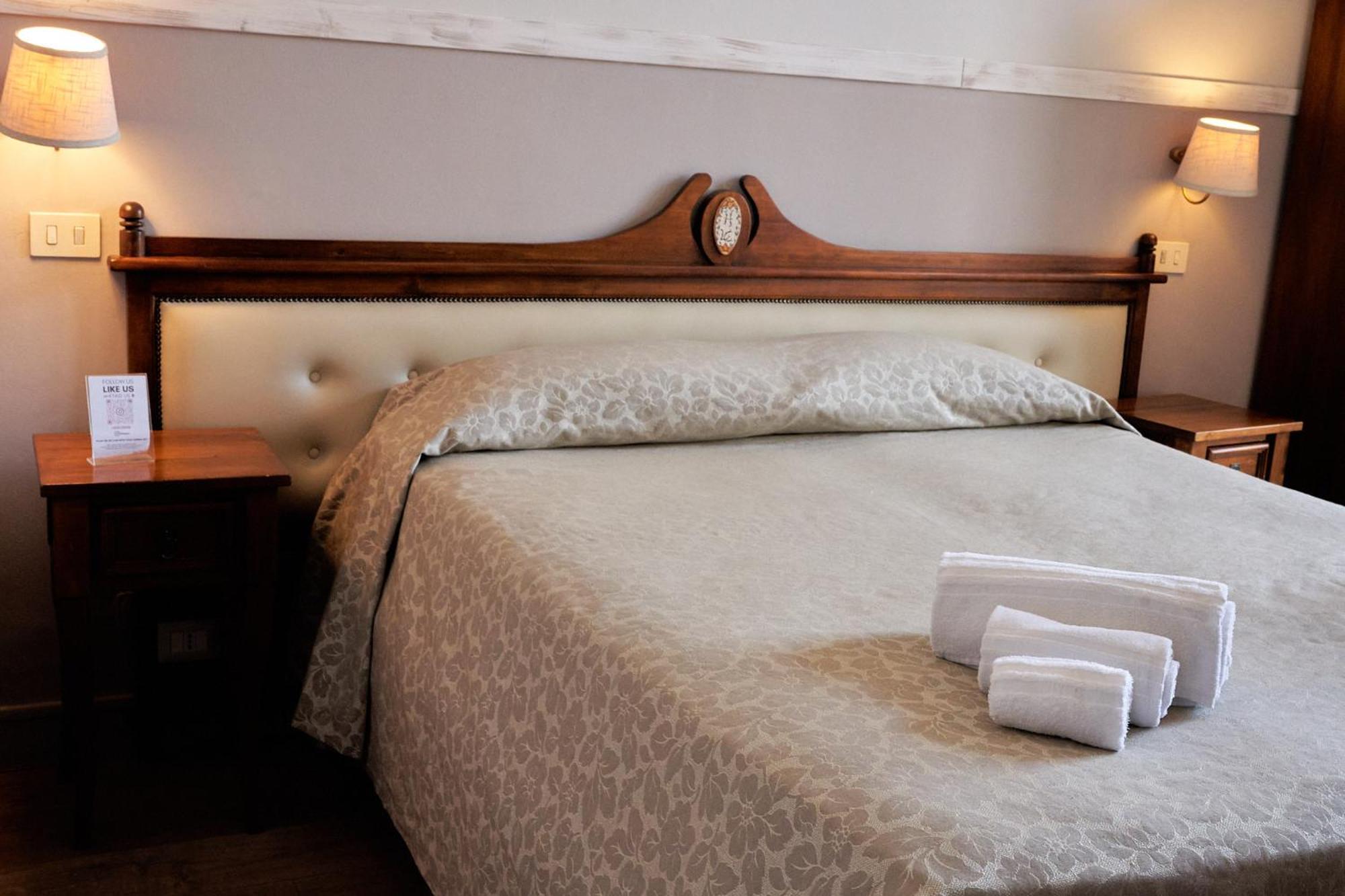 La Collegiata Guest House CTA Eksteriør bilde